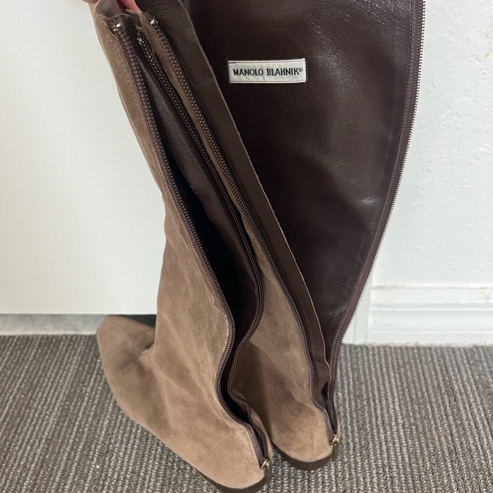 Manolo Blahnik Taupe Suede Boots